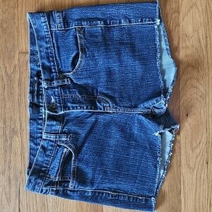 Calvin Klein Skinny Fringe Frayed Hem Cut Offs Jean Shorts Women's Size 29"/8